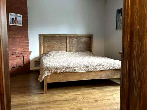 будинок за адресою смт. Таїрове, Медицинская