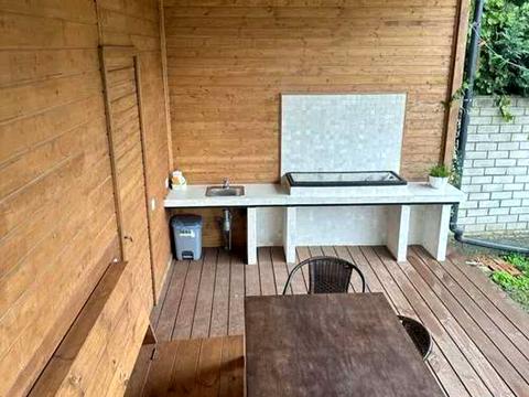 будинок за адресою смт. Таїрове, Медицинская