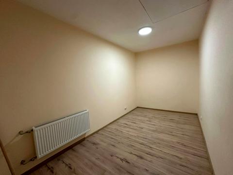 комерційна за адресою Шандора Петефі пл., 20