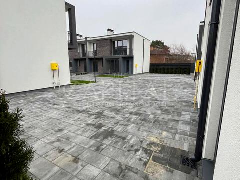 дом по адресу вул. Приозерна