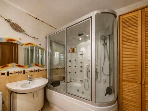 квартира за адресою Панаса Мирного вул., 12