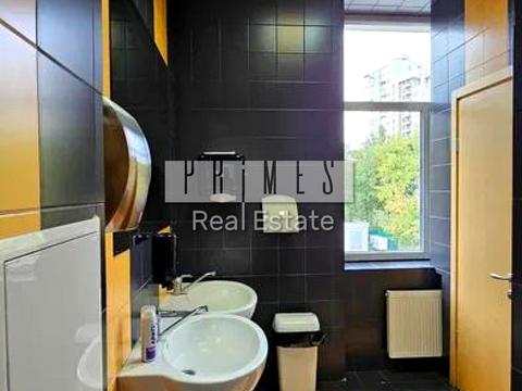 комерційна за адресою Миколи Міхновського бульв. (Дружби народів), 19