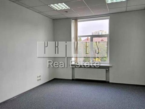 комерційна за адресою Миколи Міхновського бульв. (Дружби народів), 19