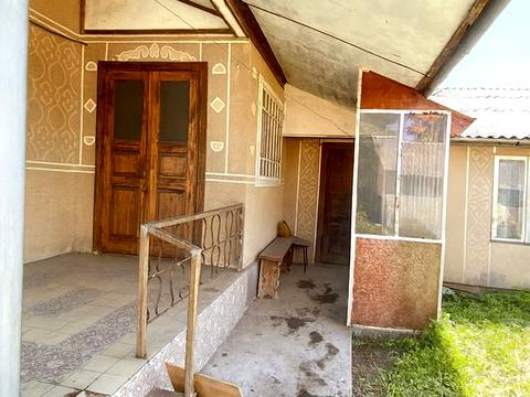 будинок за адресою с. Лучківці, Шевченка