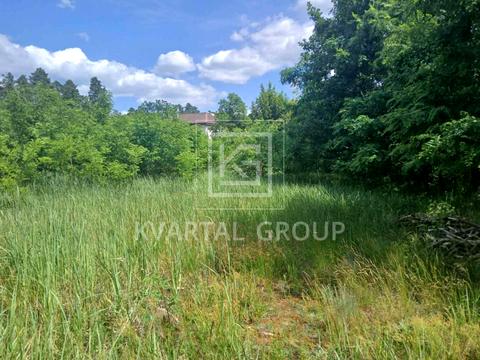 участок по адресу Карла Маркса