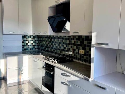 квартира по адресу Степана Бандери ул., 5/1