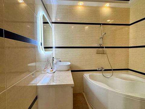 квартира по адресу Степана Бандери ул., 5/1