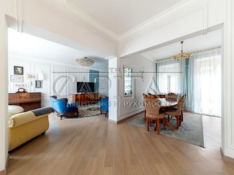 коммерческая по адресу Ломаковская ул. (Мичурина), 2