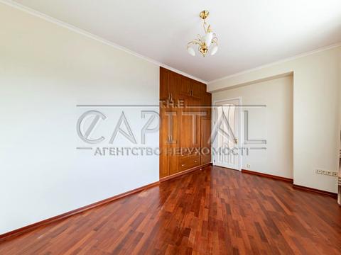 коммерческая по адресу Ломаковская ул. (Мичурина), 2