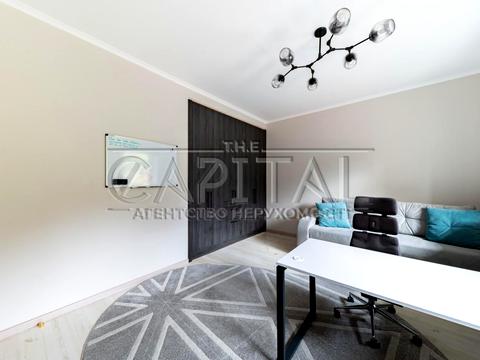 коммерческая по адресу Ломаковская ул. (Мичурина), 2