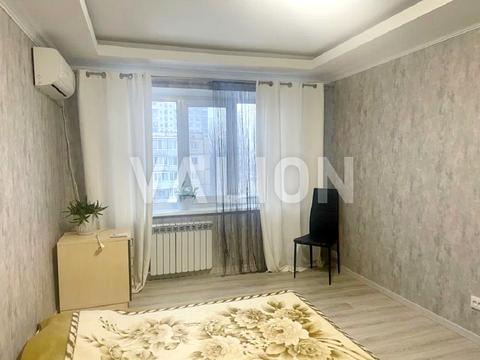 квартира за адресою Зодчих вул., 36