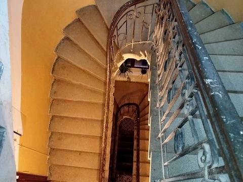 квартира за адресою Братів Міхновських вул. (Московська), 45