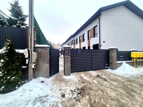 будинок за адресою Амосова вул.