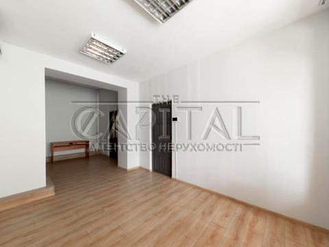 коммерческая по адресу Антоновича ул. (Горького), 122