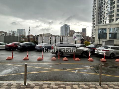 комерційна за адресою Андрія Верхогляда вул. (Михайла Драгомирова), 16