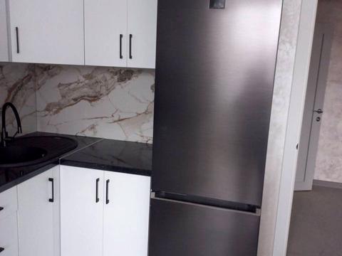 квартира за адресою Озерна вул., (Будинок 1)