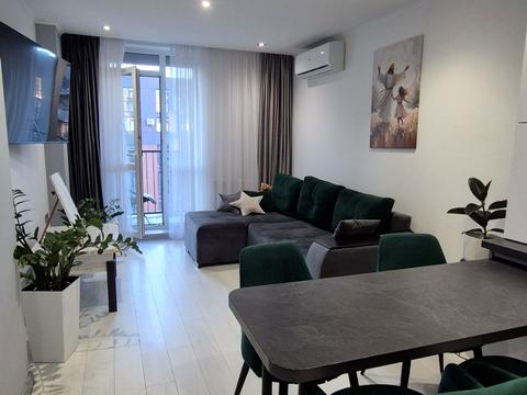 квартира по адресу Зеленая ул., 204г