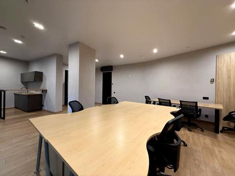 комерційна за адресою Одеса, Літературна вул., 1а