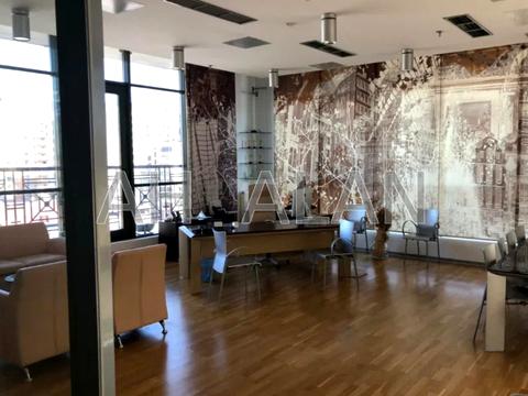 комерційна за адресою Басейна вул., 4А