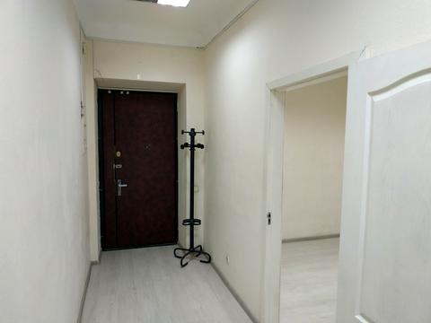 комерційна за адресою Велика Васильківська вул. (Червоноармійська), 58