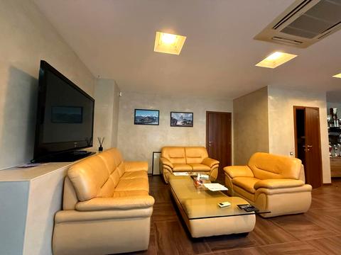 комерційна за адресою Одеса, Літературна вул., 1а