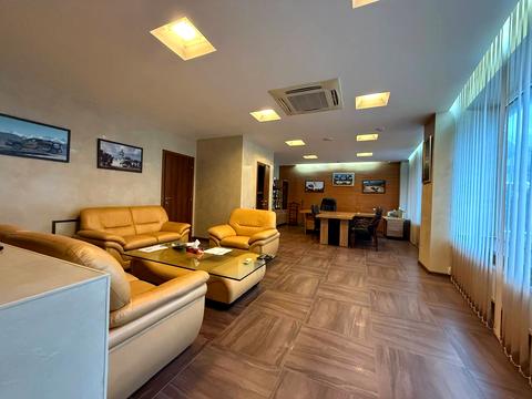 комерційна за адресою Одеса, Літературна вул., 1а