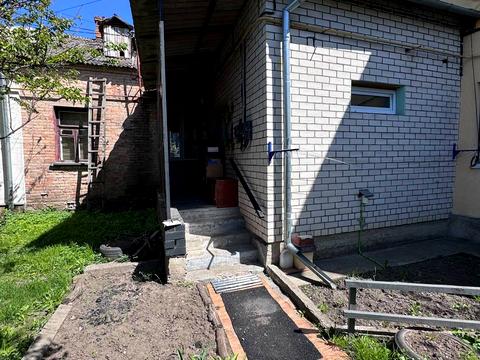 будинок за адресою Домбровського вул., 69