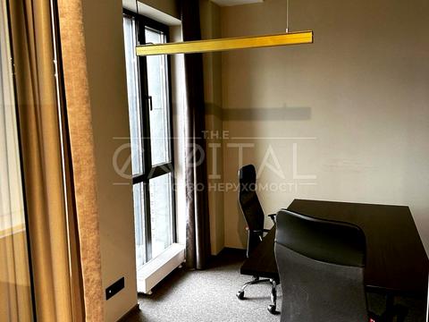 комерційна за адресою Київ, Антоновича вул. (Горького), 44