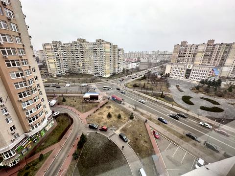 квартира по адресу Драгоманова ул., 40-Ж