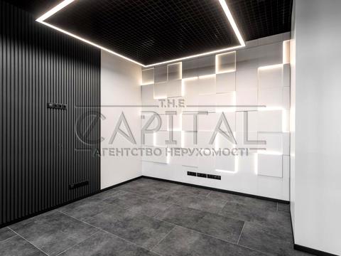 комерційна за адресою Андрія Верхогляда вул. (Михайла Драгомирова), 17