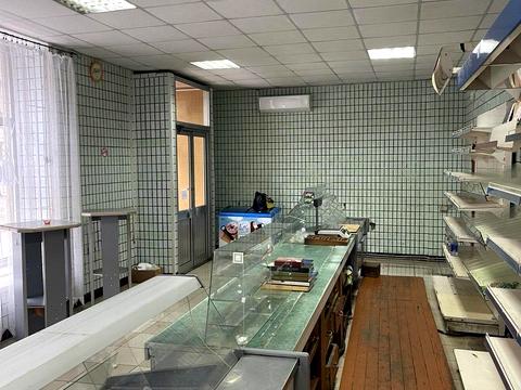 коммерческая по адресу Евгения Коновальца ул., 4