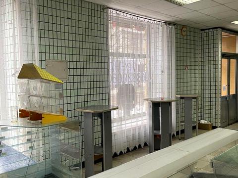 коммерческая по адресу Евгения Коновальца ул., 4