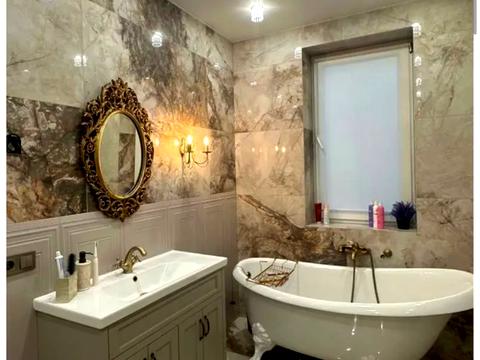 будинок за адресою Мирослава скорика