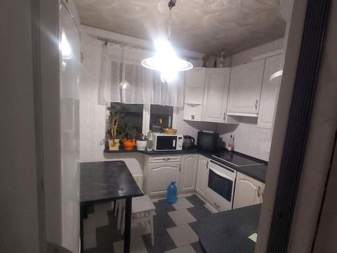 квартира за адресою Ревуцького вул., 10/2