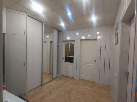 квартира за адресою Ревуцького вул., 10/2