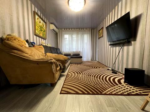 квартира за адресою Сергія Гладуша вул. (Карбишева), 10