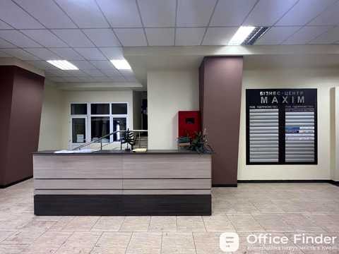 комерційна за адресою Антоновича вул. (Горького), 33В