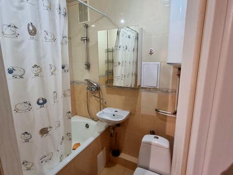 квартира за адресою Петра Ніщинського вул., 12 к1