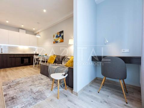 квартира за адресою Михайла Максимовича вул. (Онуфрія Трутенка), 26-В