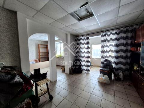 комерційна за адресою Сахарова вул., 9