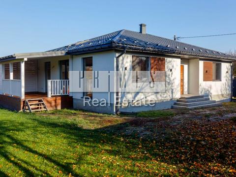 будинок за адресою Жовтнева вул.