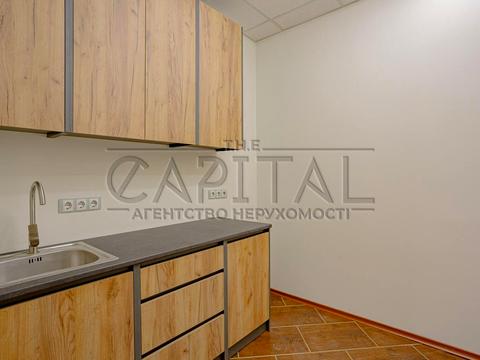 коммерческая по адресу Саксаганского ул., 42