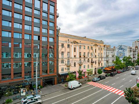 коммерческая по адресу Саксаганского ул., 42