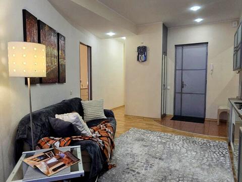 квартира за адресою Дмитра Яворницького просп. (Карла Маркса), 82