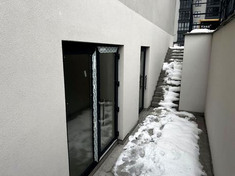 комерційна за адресою Роксоляни вул., 155