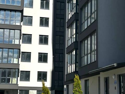 комерційна за адресою Роксоляни вул., 155