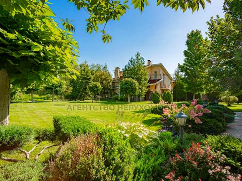 дом по адресу провулок Миру