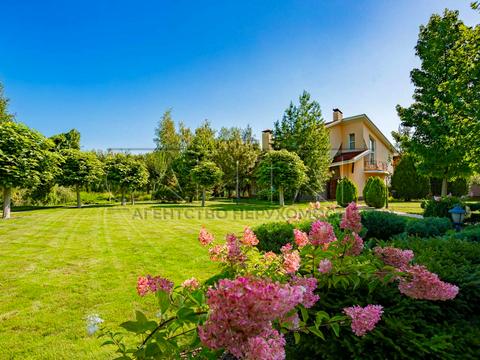 дом по адресу провулок Миру