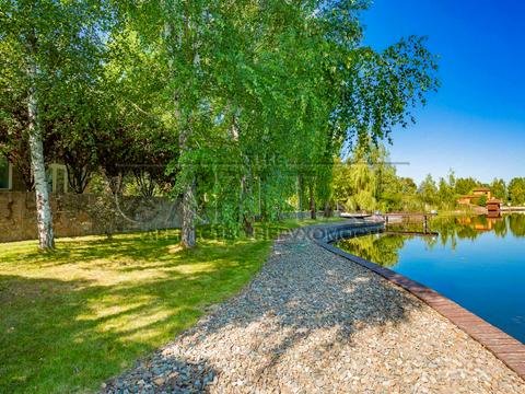 дом по адресу провулок Миру