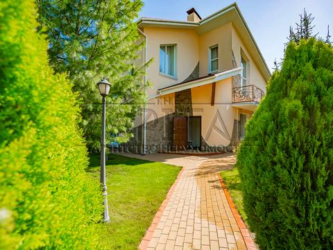 дом по адресу провулок Миру